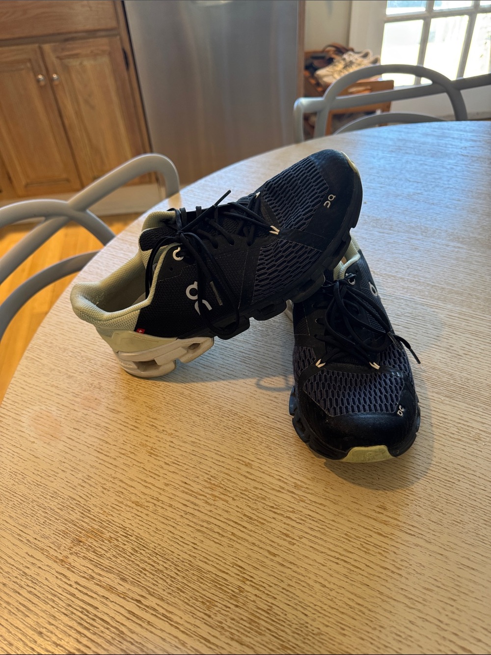 Women's Black Athletic Running Shoes with Pale Green Accents